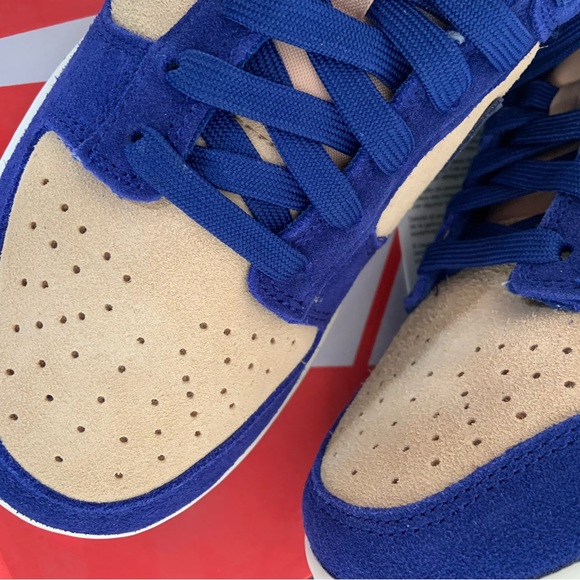 WOMENS Nike Dunk Low LX (BLUE SUEDE) — size 7W - Picture 4 of 9